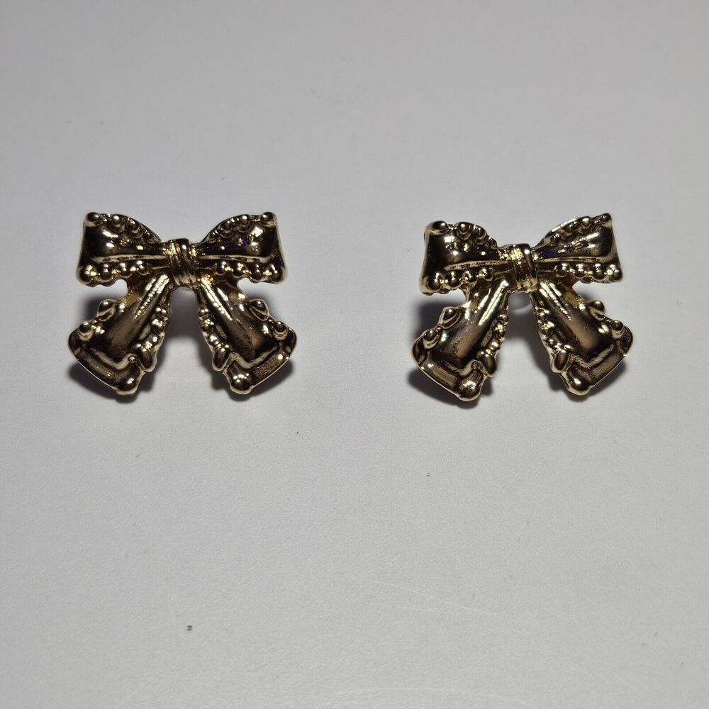 **Last Chance!! Final Sale** Gold Tone Bow Earrings